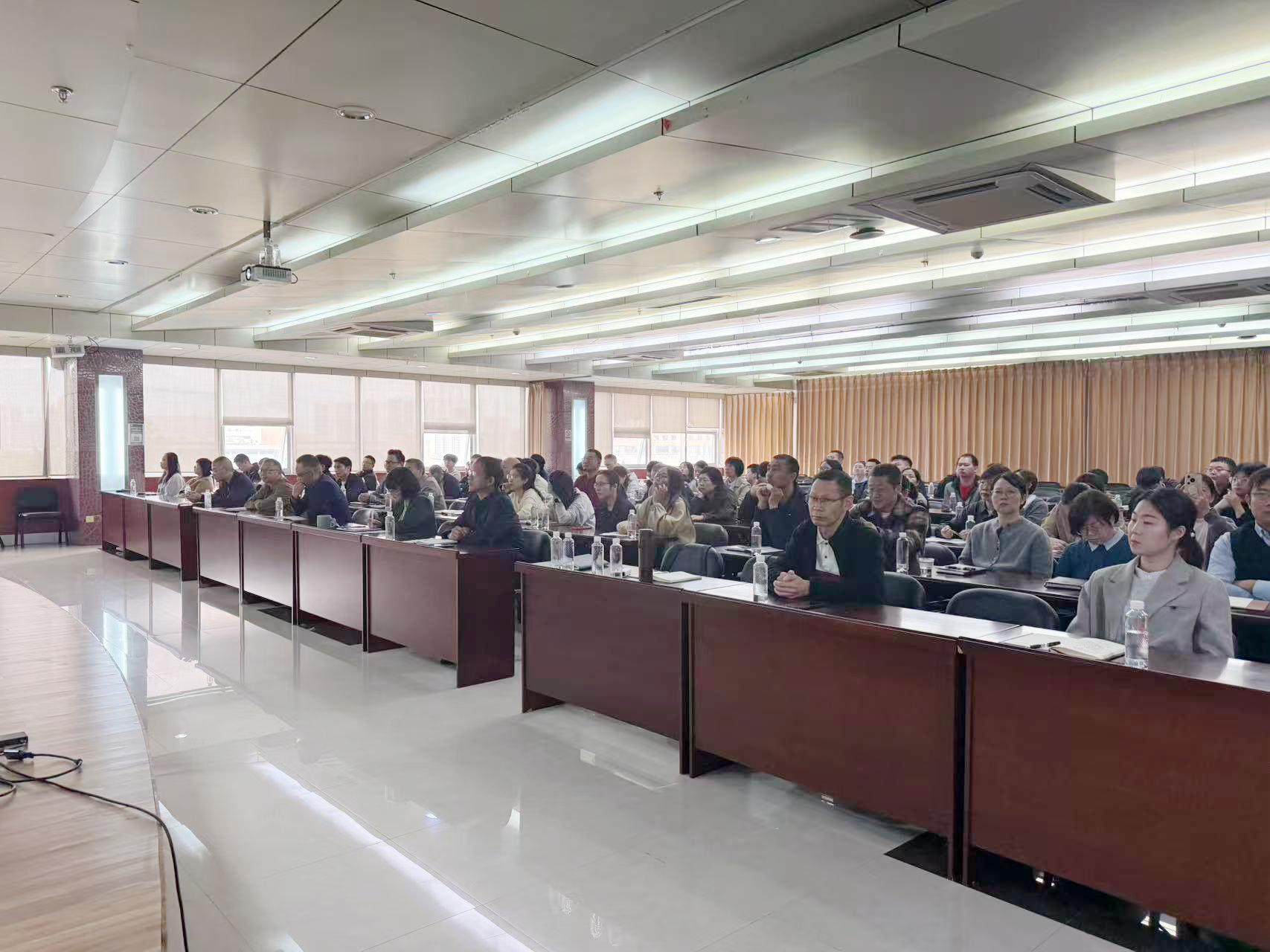 專(zhuān)業(yè)聚焦 | 中冠咨詢(xún)受邀分享索賠實(shí)務(wù)，助力政府投資項(xiàng)目審核提質(zhì)增效